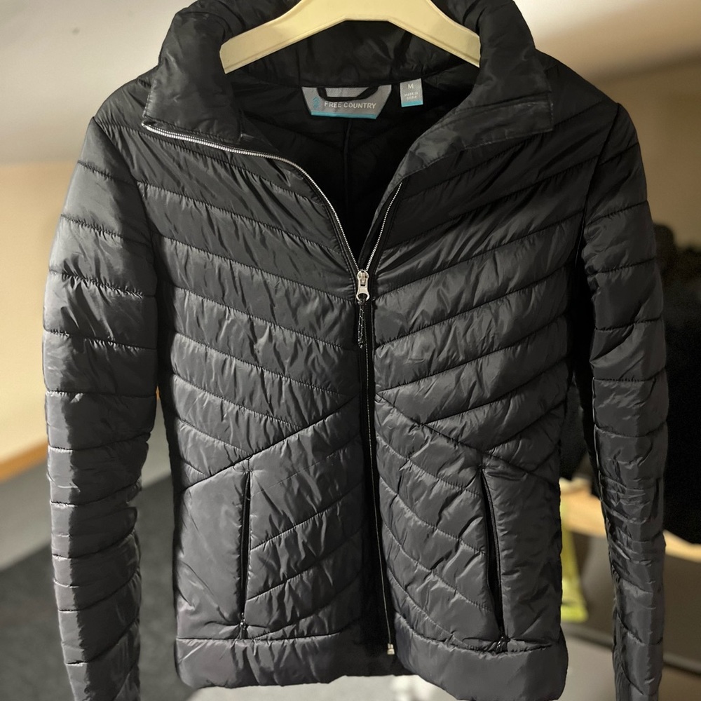 Women’s Free Country Black Puffer Thin Lightweight Fall Winter Casual ZipUp Coat